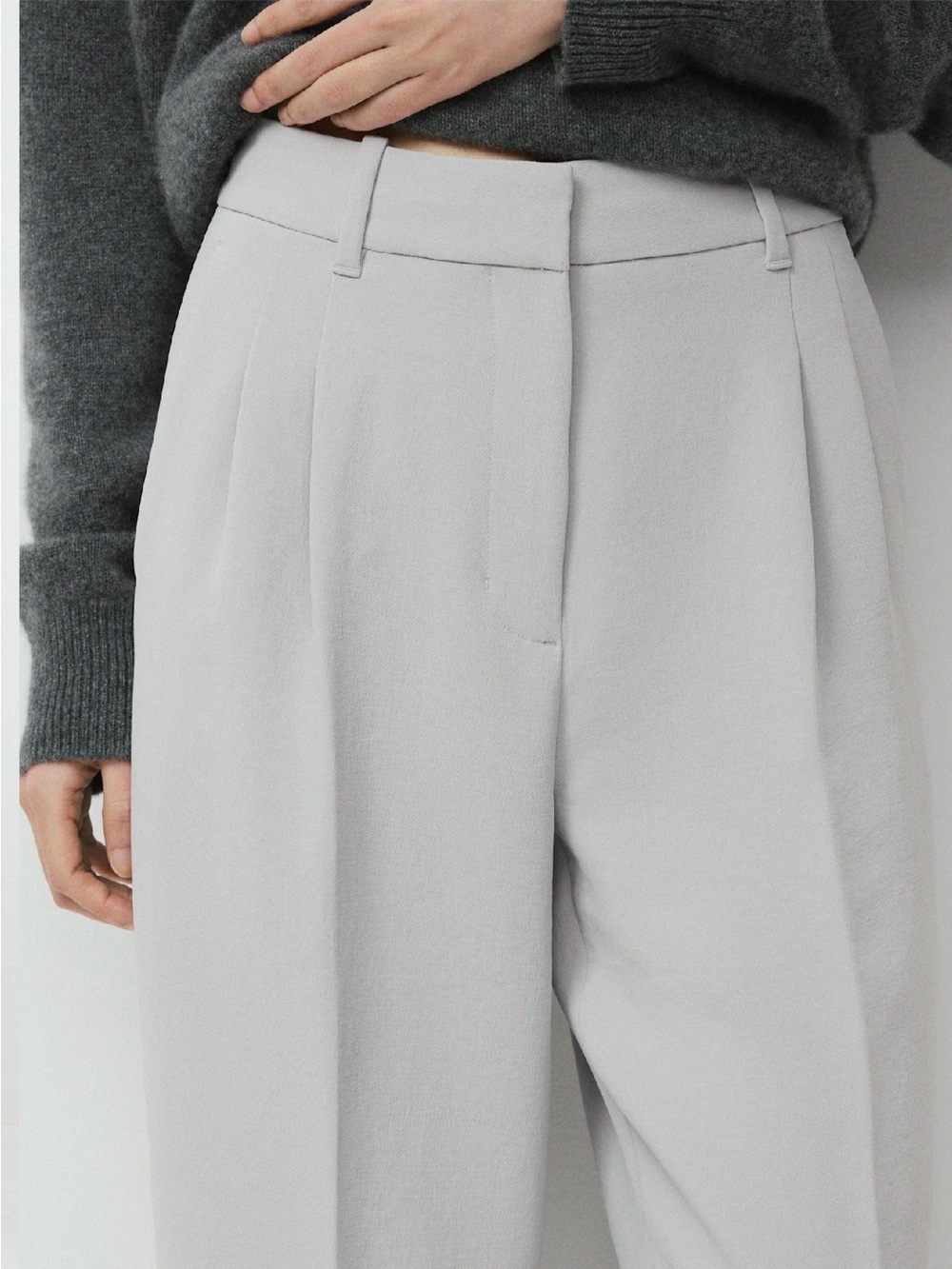 Aritzia Wilfred Women's The Effortless Pant Size 14 Monument Gray Crepette